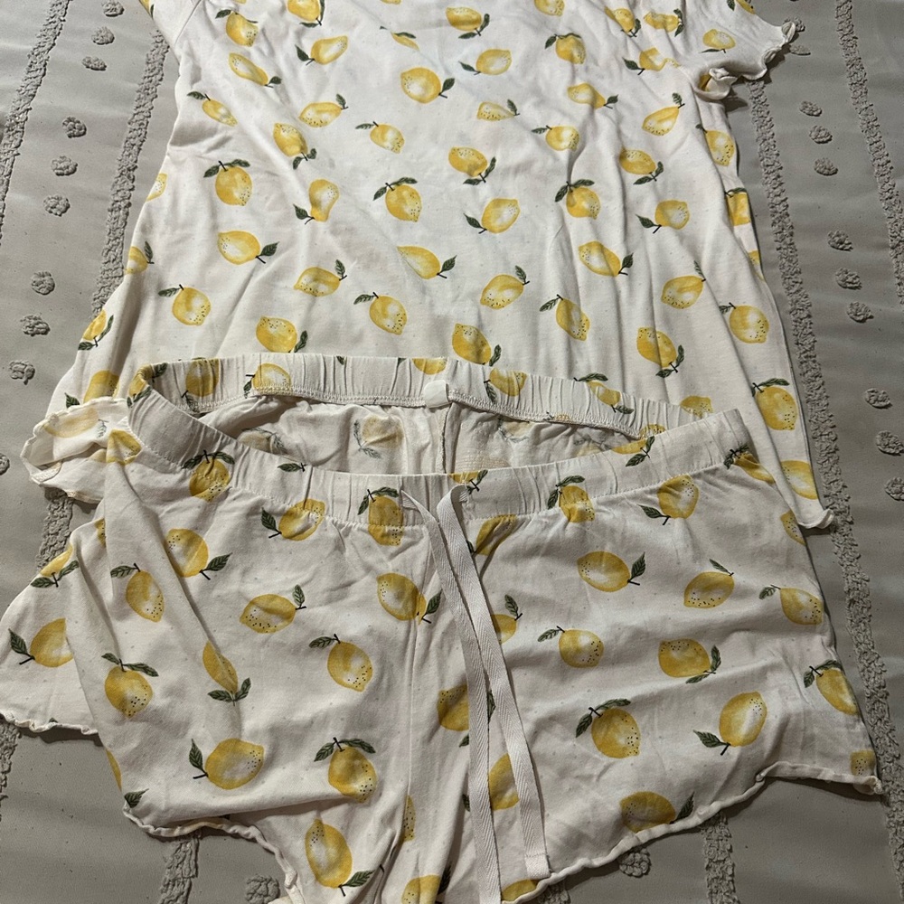 Lauren Conrad Lemon Print Pajama Set